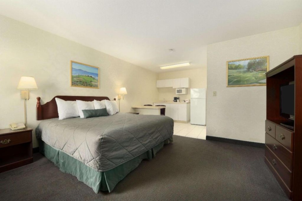 Days Inn by Wyndham Augusta/Fort Gordon Main image